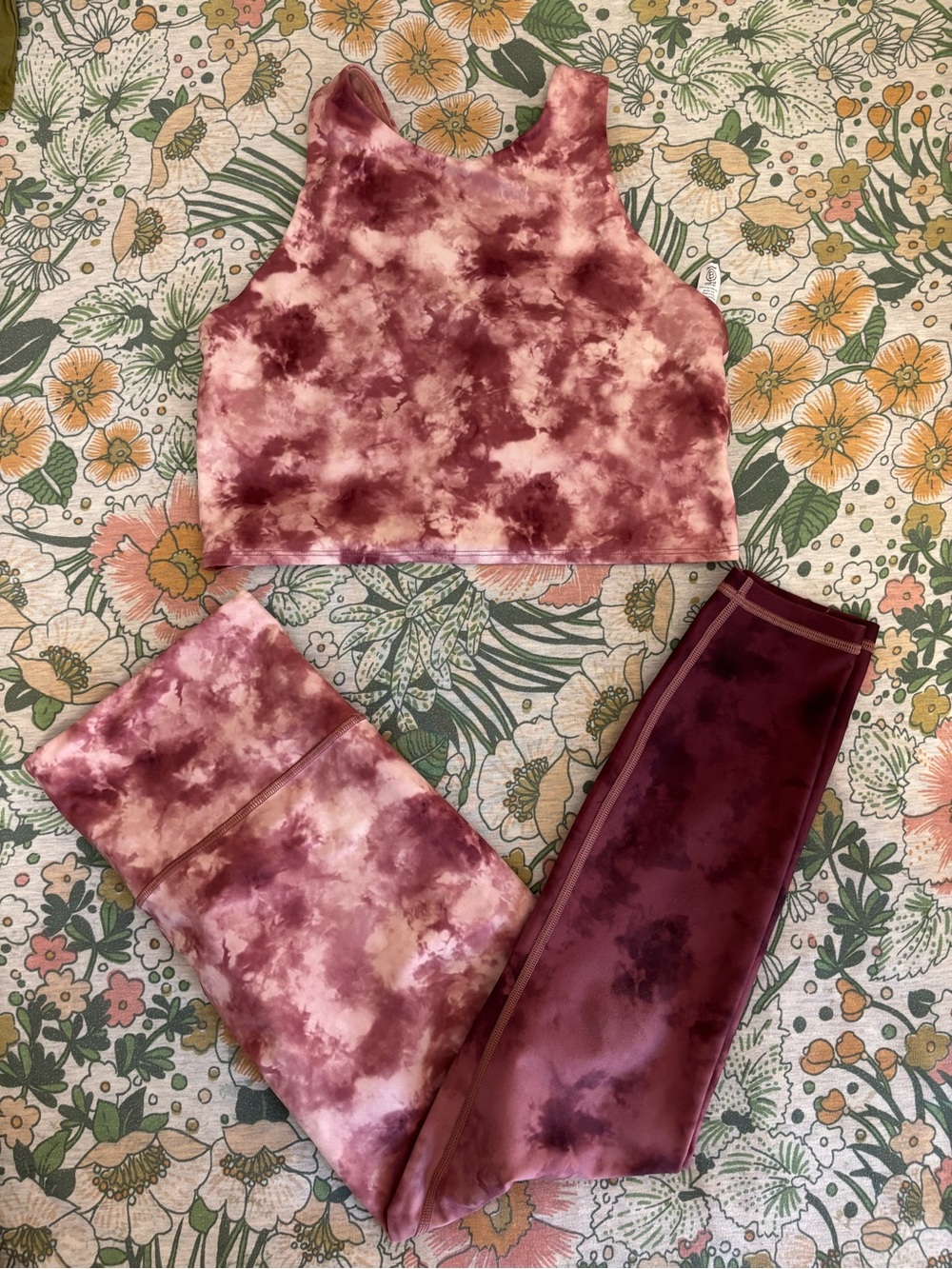 Athleta Matching Workout Set in Pink Ombré